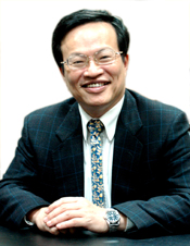 第四屆理事長 洪傳岳